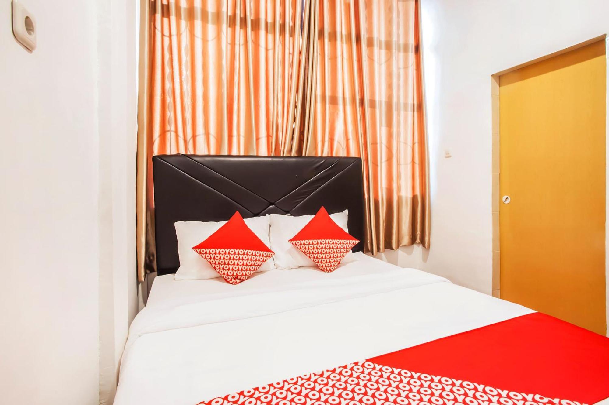Oyo 2720 Sutomo Inn ميدان المظهر الخارجي الصورة