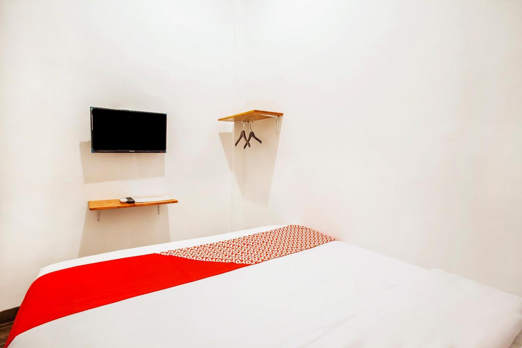 Oyo 2720 Sutomo Inn ميدان المظهر الخارجي الصورة