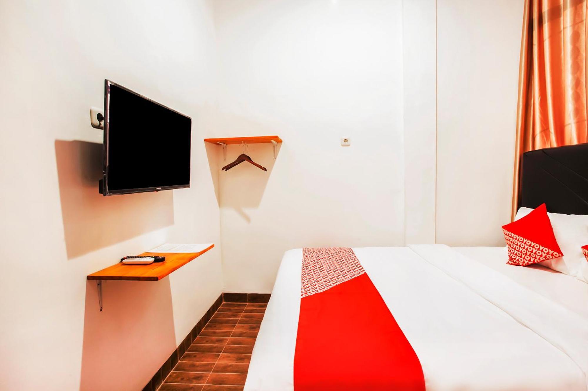 Oyo 2720 Sutomo Inn ميدان المظهر الخارجي الصورة