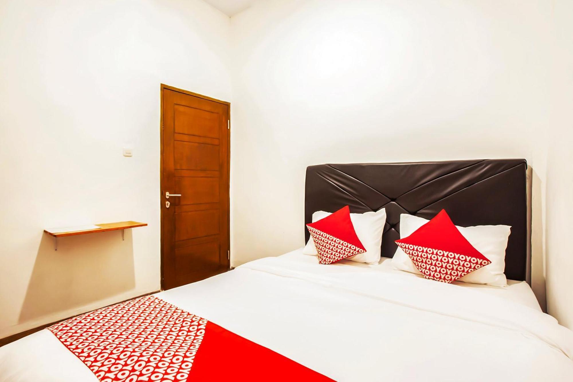 Oyo 2720 Sutomo Inn ميدان المظهر الخارجي الصورة
