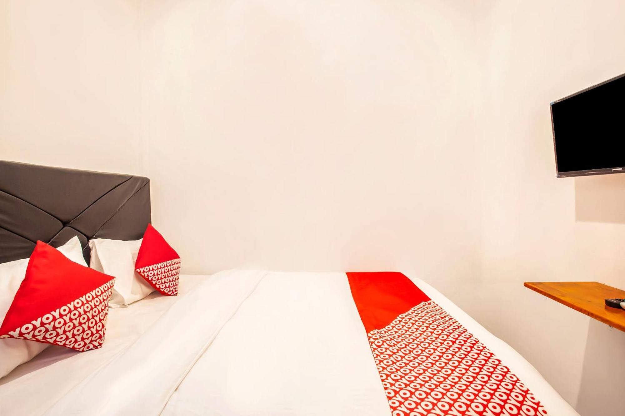 Oyo 2720 Sutomo Inn ميدان المظهر الخارجي الصورة